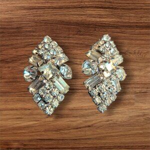 Vintage Rhinestone Clip On Earrings Diamond Shape  Statement Jewelry Estate